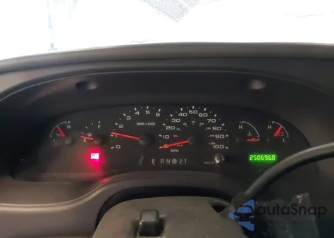 2004 Ford E-350 Super Duty Commercial/Recreational z USA, uszkodzony, nr VIN 1FTSE34L44HA97405